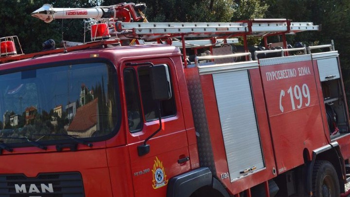 Ρόδος: Πυρκαγιά κοντά στο χωριό Σάλακος - Media