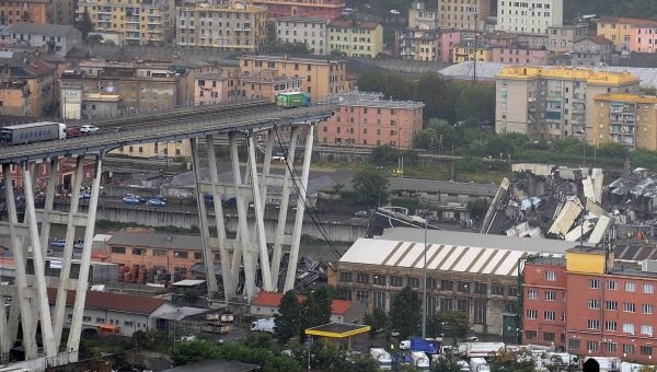 Ιταλία: «Ελλιπής» η συντήρηση της γέφυρας - Στους 37 οι νεκροί από την κατάρρευση - Media