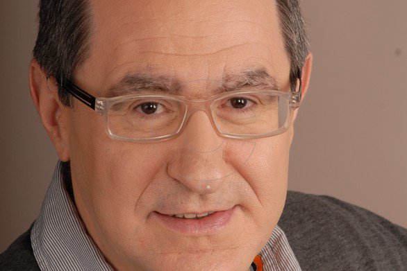 «Στην τηλεόραση υπάρχει εκμετάλλευση - Ηθοποιοί έπαιρναν 15.000 το επεισόδιο και εμείς 200 ευρώ» - Media