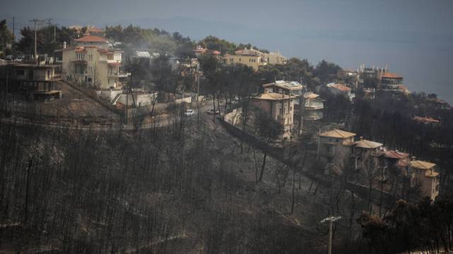 Με ένα αθλητικό τουρνουά οι κάτοικοι δίνουν ξανά ζωή στο Μάτι - Media