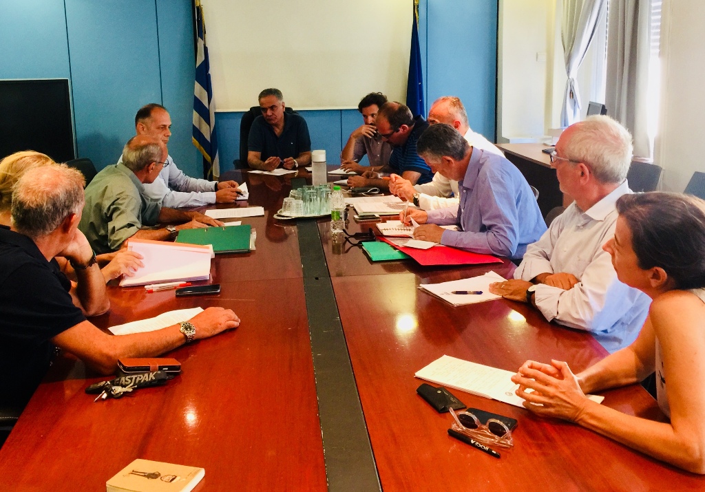 Συνάντηση Σκουρλέτη με εκπροσώπους συλλόγων και κατοίκων στο Μάτι και το Νέο Βουτζά - Media