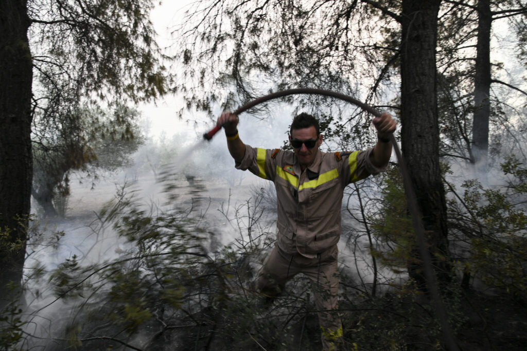 Πυρκαγιά Εύβοια: 12.000 στρέμματα έγιναν στάχτη (Photos) - Media