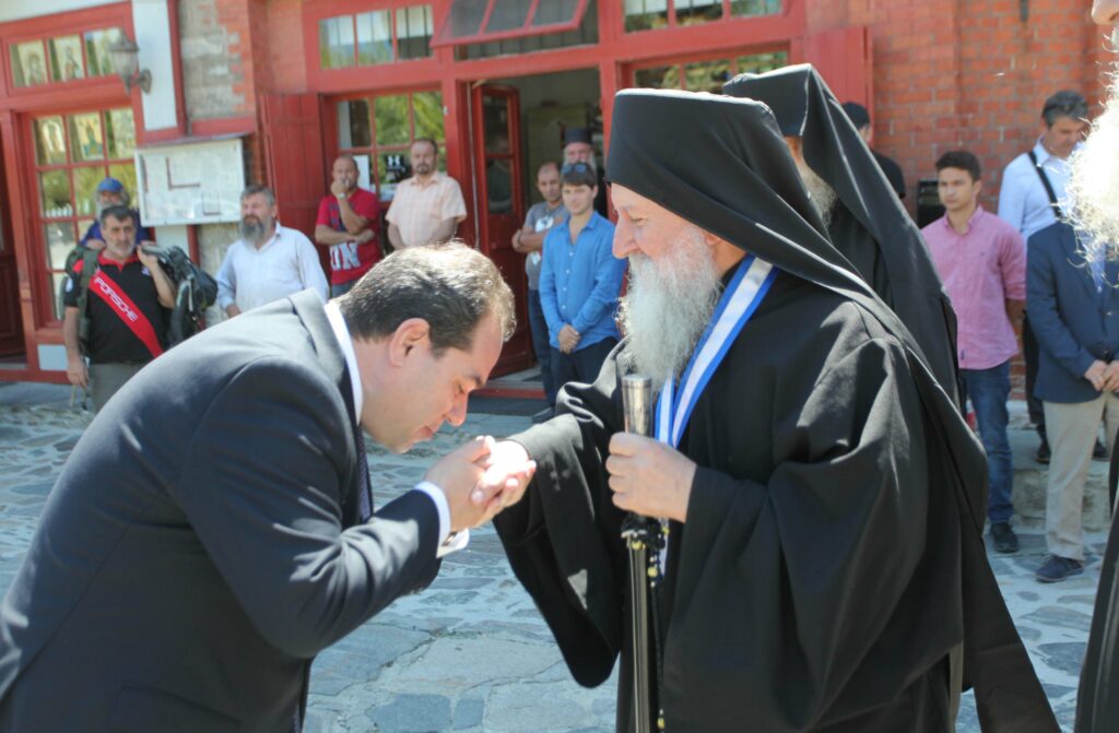 Εγκαταστάθηκε ο νέος πολιτικός διοικητής του Αγίου Όρους, Κωστής Δήμτσας - Media