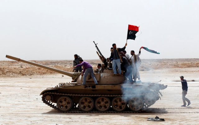 Λιβύη: 5 νεκροί, 33 τραυματίες σε συγκρούσεις παραστρατιωτικών οργανώσεων στην Τρίπολη - Media