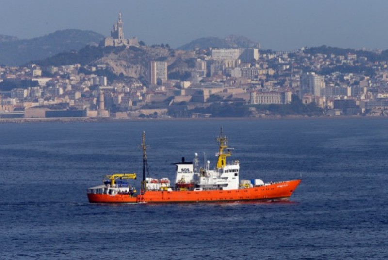Τέλος η αγωνία για 141 πρόσφυγες και μετανάστες: «Πράσινο φως» στην αγκυροβόληση του πλοίου Aquarius - Media