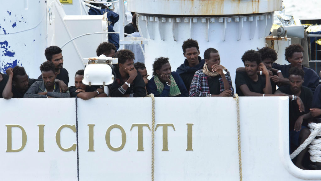 ΟΗΕ σε Ιταλία-Βρυξέλλες: Σταματήστε την ανήθικη αντιπαράθεσή σας για τους 150 μετανάστες - Media