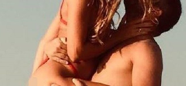 «Ασυγκράτητο» σε παραλία της Νάξου γνωστό ζευγάρι της ελληνικής σόουμπιζ (Photos) - Media