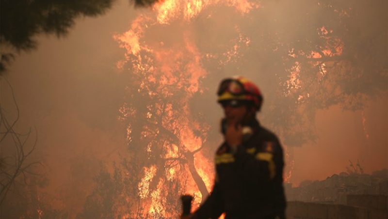 Ξέσπασε πυρκαγιά στη Ρόδο: Διπλό το πύρινο μέτωπο - Media