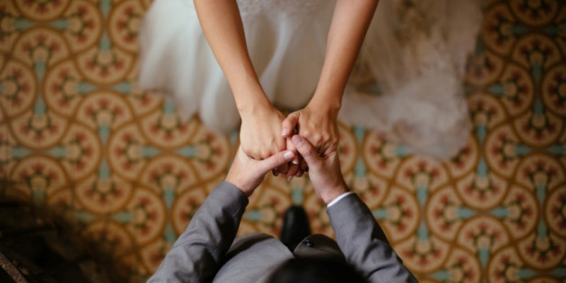 Ρόδος: Το διαζύγιο ξεσκέπασε τα ένοχα μυστικά νύφης και πεθεράς – Σάλος μετά τις αποκαλύψεις - Media