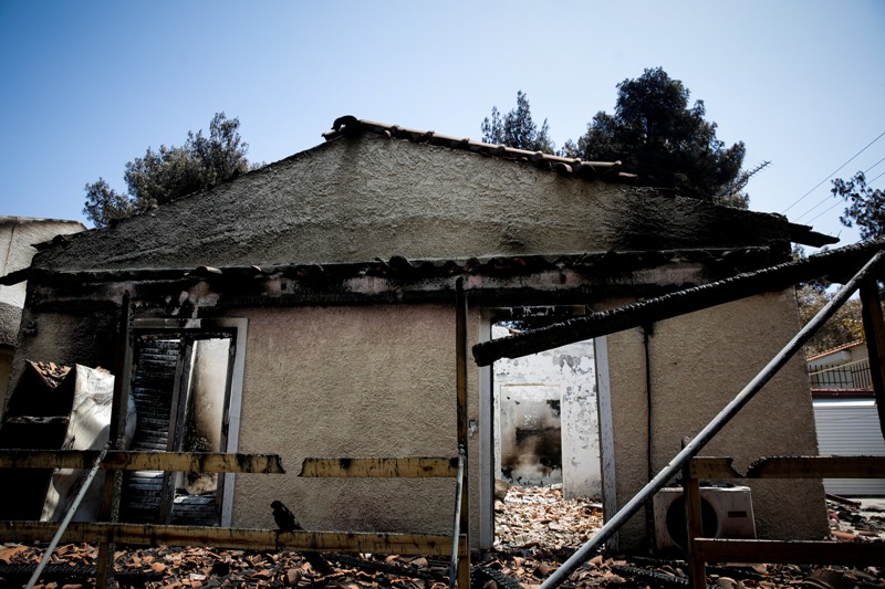 Πυρκαγιά στο Μάτι: Eνισχύσεις 132 εκατ. ευρώ για τα σπίτια που υπέστησαν ζημιές - Media