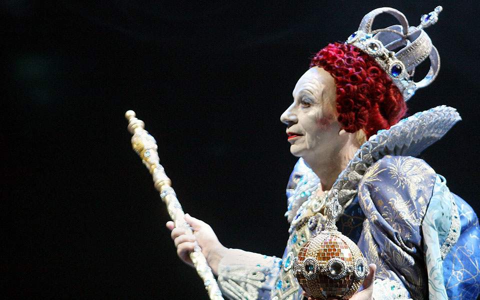 «Έφυγε» ο Βρετανός χορογράφος Λίντσεϊ Κεμπ - Media