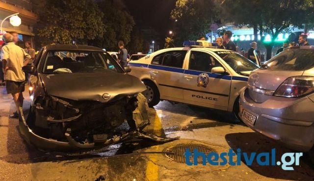 Περιπολικό συγκρούστηκε με ΙΧ στη Θεσσαλονίκη - Τέσσερις τραυματίες (Photos) - Media