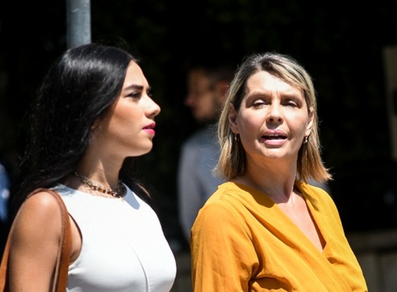 Το who is who της καλλονής κόρης της Παπακώστα (Photos) - Media