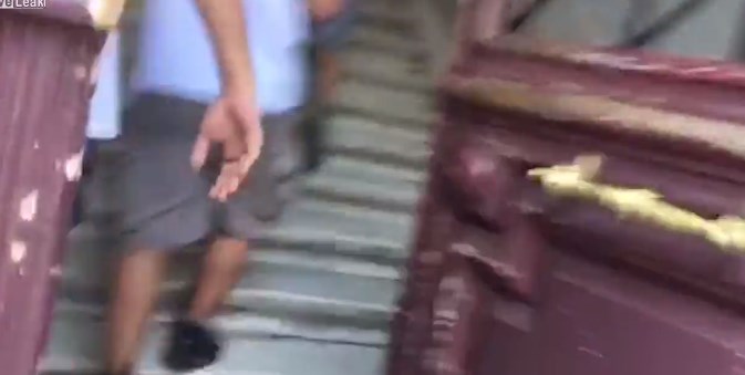 «Ντου» του Ρουβίκωνα στην πρεσβεία της Αυστρίας για την κατάργηση του 8ωρου (Video) - Media