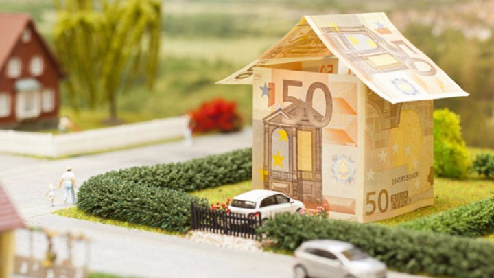 Απίστευτο: Οι Έλληνες έχουν τα μεγαλύτερα έξοδα σπιτιού σε όλη την Ευρώπη     - Media