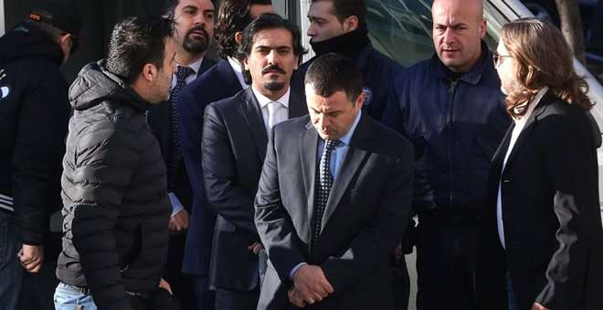 Tαξιδιωτικά έγγραφα στον 1ο Τούρκο αξιωματικό – Τη Συνθήκη της Γενεύης επικαλείται το ΣτΕ - Media