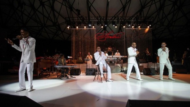 Σε κλίμα συγκίνησης η συναυλία για την Αρίθα Φράνκλιν - Media