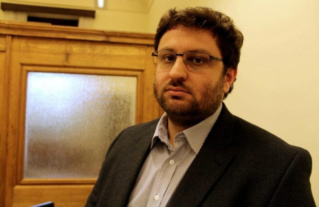 Ζαχαριάδης: Η Ελλάδα βρίσκεται σε μεταμνημονιακή επιτήρηση - Media