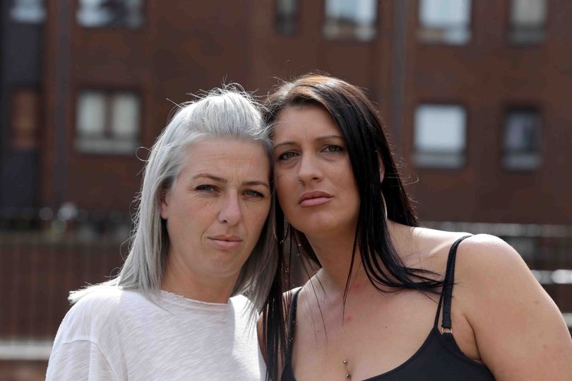 Αιματηρό ρομάντζο για 32χρονη μητέρα: Ο έφηβος εραστής της ξυλοκόπησε εκείνη και την αδερφή της (Photos) - Media