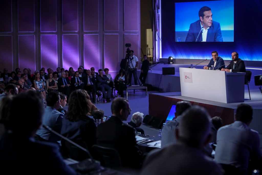 Οι αντιδράσεις της αντιπολίτευσης για τη συνέντευξη Τύπου του πρωθυπουργού - Media