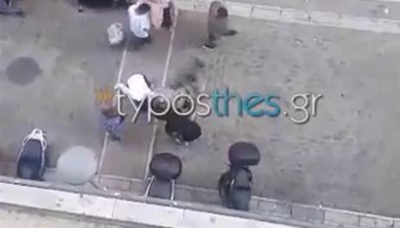 Θεσσαλονίκη: Άγριο ξύλο στο κέντρο της πόλης (Video) - Media