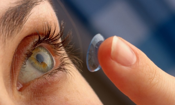 Φοράτε φακούς επαφής; Δείτε από τι κινδυνεύετε! - Media