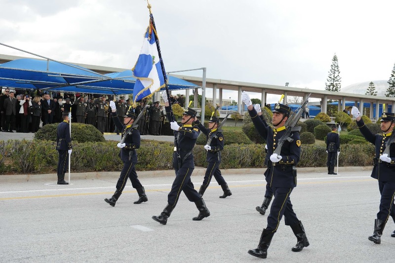 Συμπτώματα γαστρεντερίτιδας σε 29 ευέλπιδες στη Στρατιωτική Σχολή, στη Ρεντίνα Θεσσαλονίκης - Media