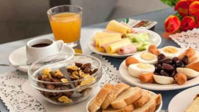 Αν πίνετε αυτό μετά από κάθε γεύμα δεν θα πάρετε ποτέ κιλά! - Media