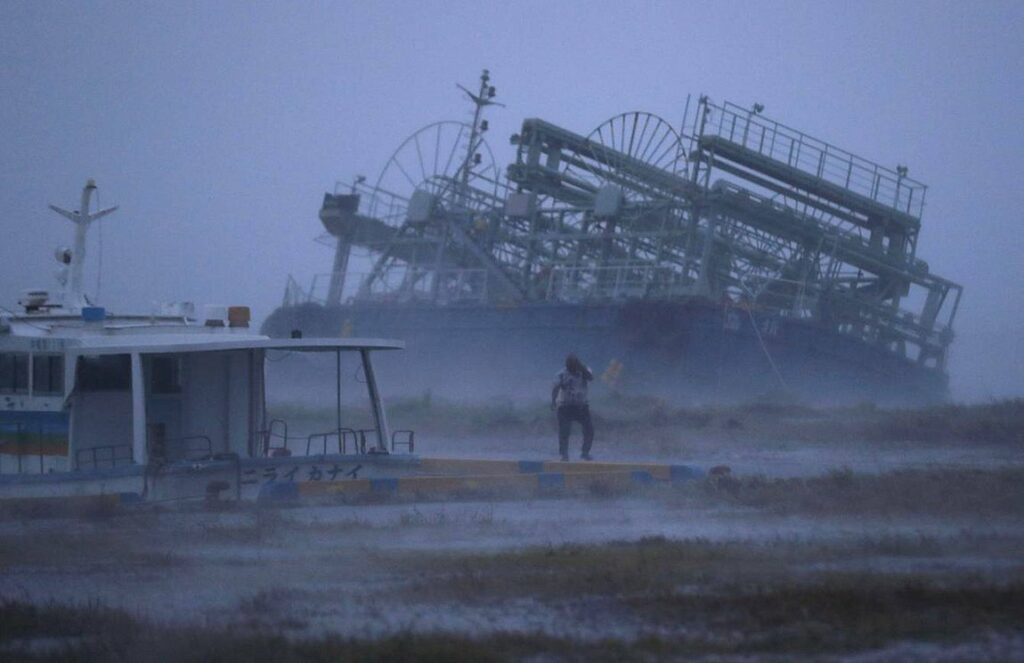 Ιαπωνία: Σε 45 ανήλθε ο αριθμός των τραυματιών από το πέρασμα του τυφώνα Τράμι	 - Media