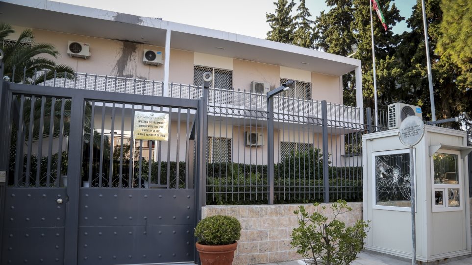 Πέθανε η σύζυγος του ειδικού φρουρού της πρεσβείας του Ιράν - Media