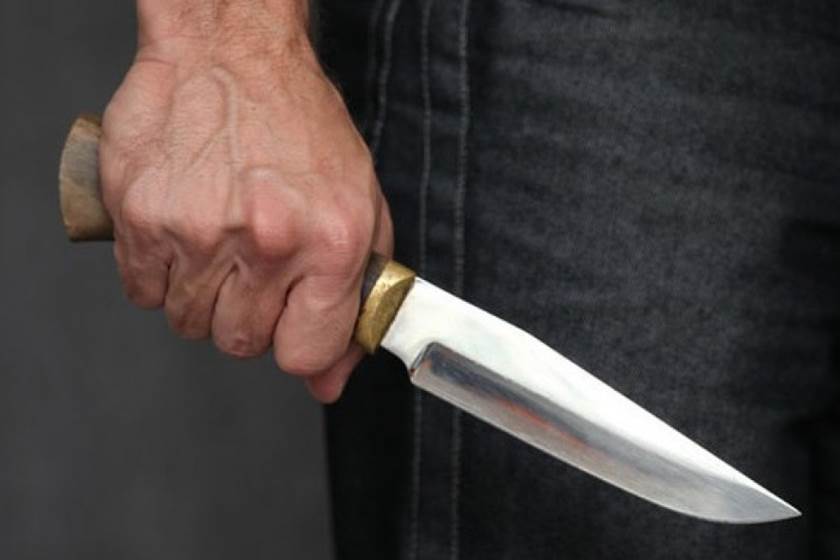 Βγήκαν μαχαίρια στο Ηράκλειο - Χαροπαλεύει 25χρονος - Media
