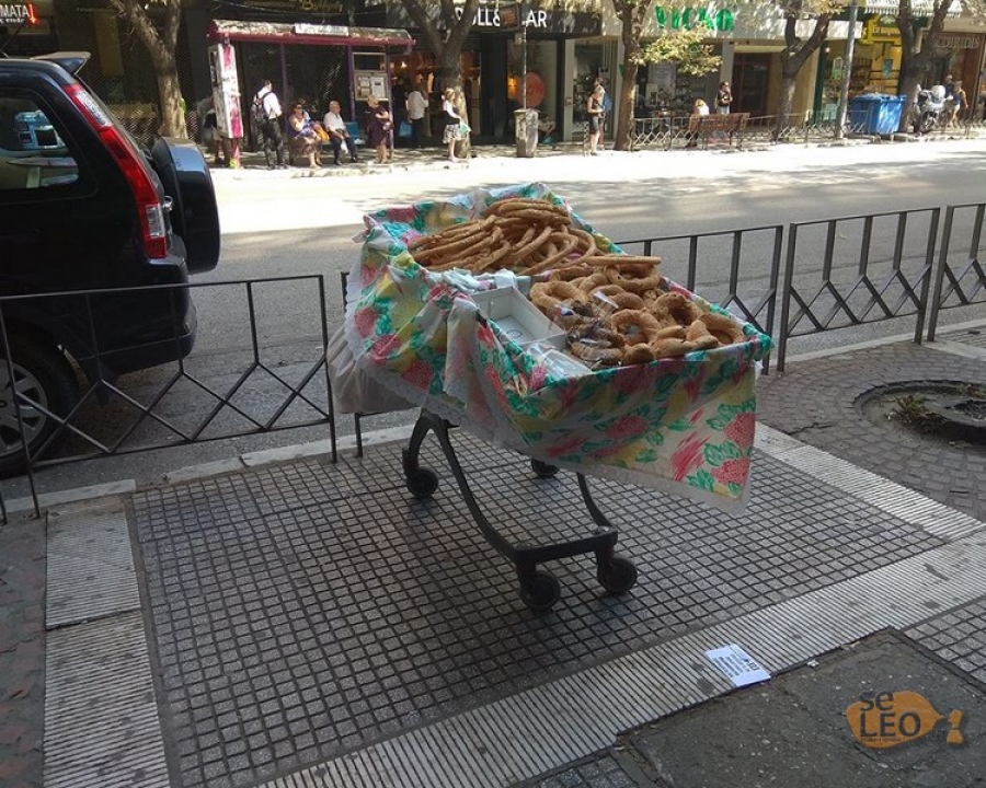 Ο πρώτος self service πάγκος με κουλούρια βρίσκεται στη Θεσσαλονίκη  - Media