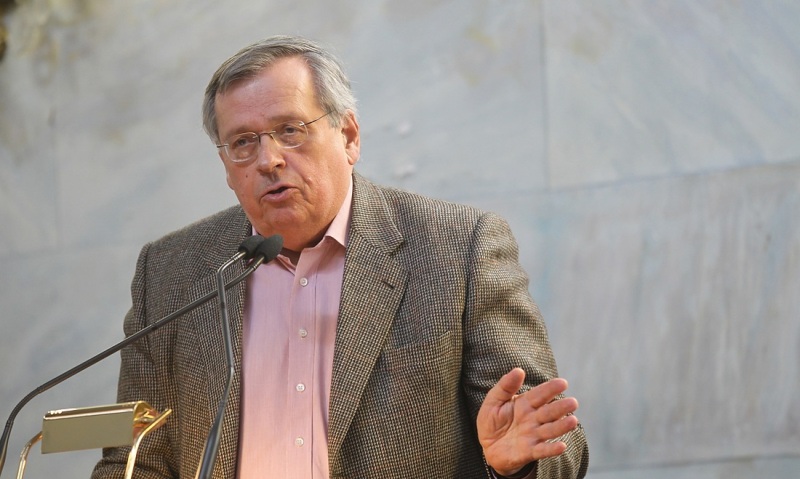 Μάνος «λάβρος» κατά Αχτσιόγλου: Δεν τη χρειάζεται η κυβέρνηση - Media