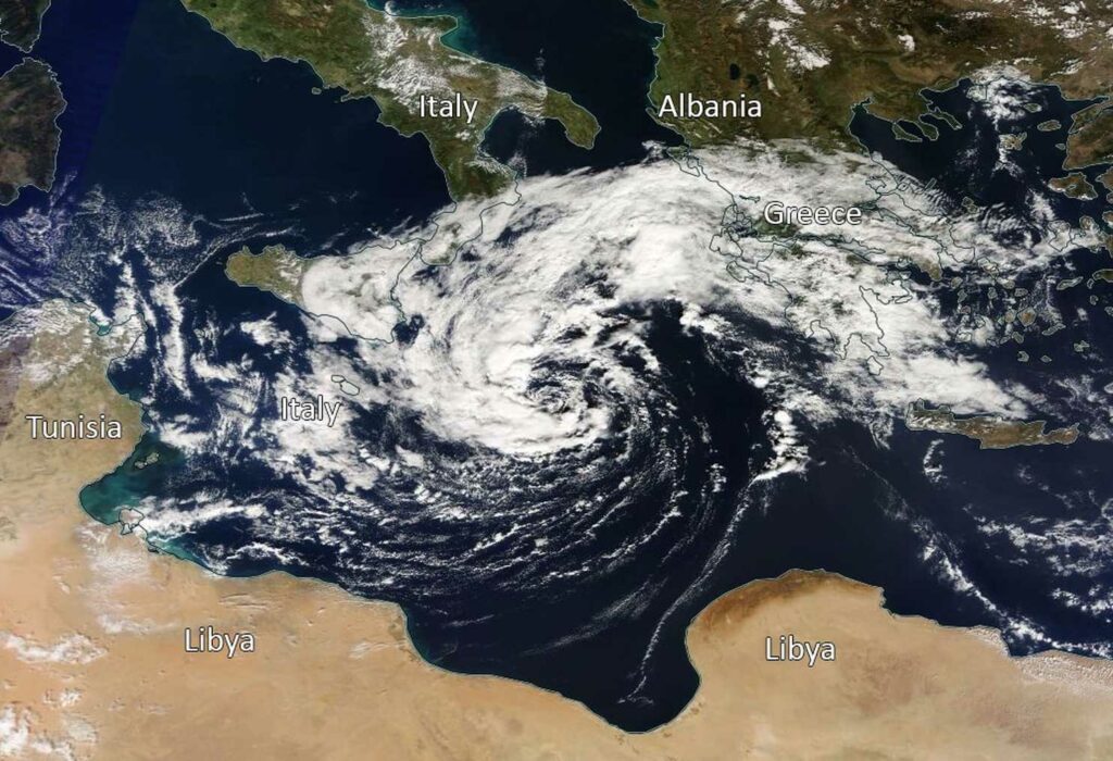 Medicane: Τι είναι το σπάνιο φαινόμενο του μεσογειακού κυκλώνα που πλήττει την Ελλάδα - Media