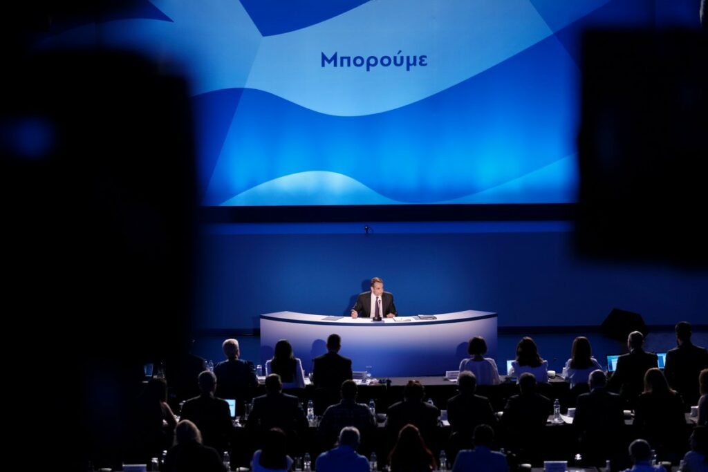 Οι αντιδράσεις της ήσσονος αντιπολίτευσης στη συνέντευξη Μητσοτάκη - Media