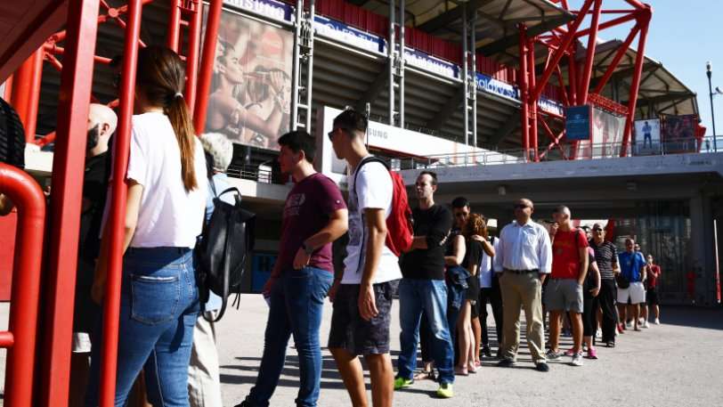 «Έφυγαν» 8.000 εισιτήρια για το Ολυμπιακός - ΠΑΟΚ - Media