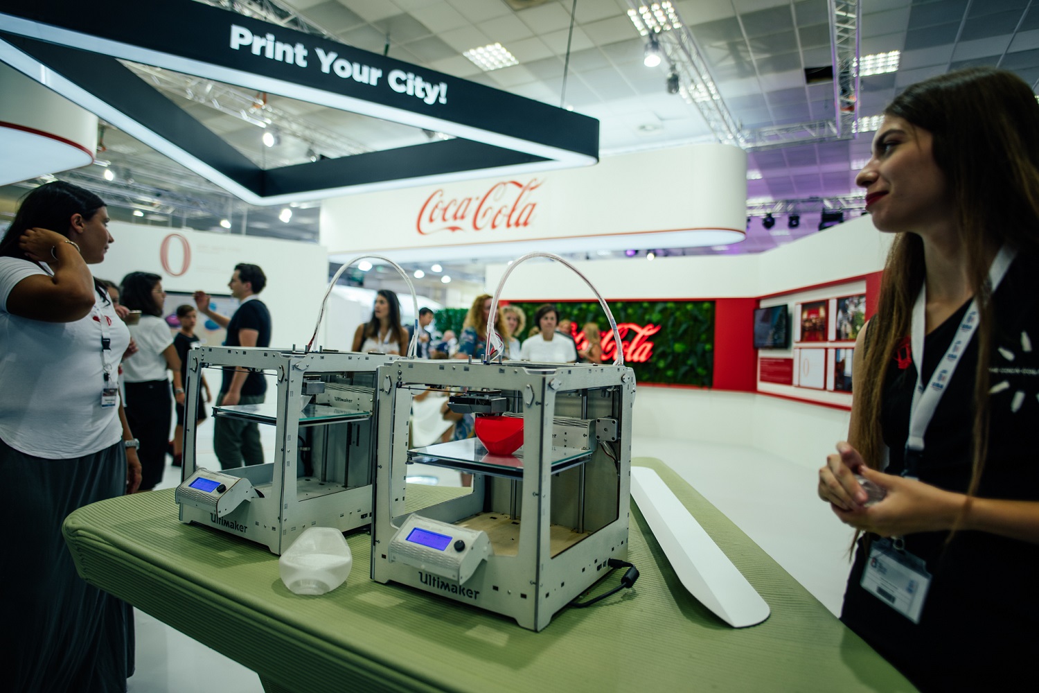 Χιλιάδες επισκέπτες ξεναγήθηκαν στο περίπτερο της   Coca-Cola στην 83η Διεθνή Έκθεση Θεσσαλονίκης - Media Gallery