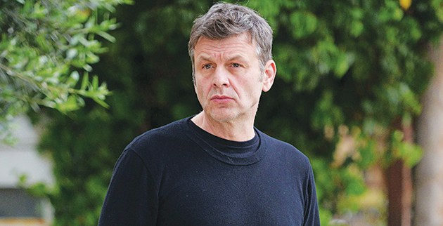 H εξομολόγηση του Απόστολου Γκλέτσου για τον καρκίνο (Video) - Media