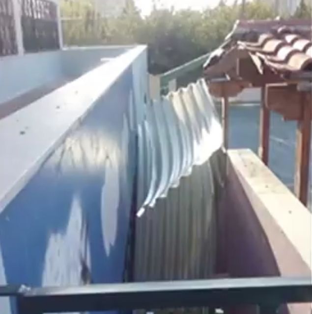 Κακοκαιρία: «Έφυγε» στέγη από το 2ο Δημοτικό Σχολείο στο Καματερό (Photo)  - Media