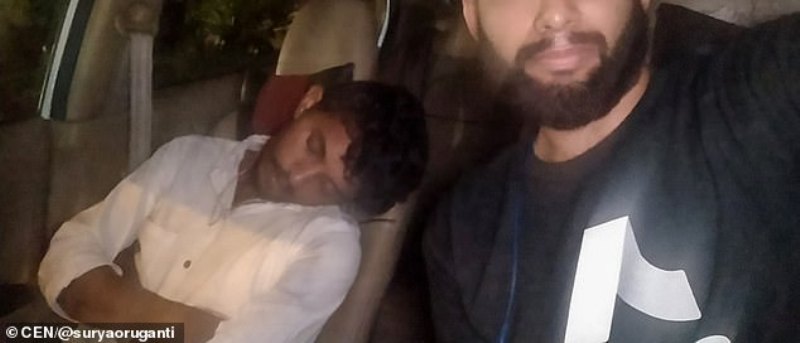 Ο ταξιτζής ήταν «λιώμα» στο μεθύσι και ο πελάτης αναγκάστηκε να οδηγήσει μόνος του στο αεροδρόμιο  - Media