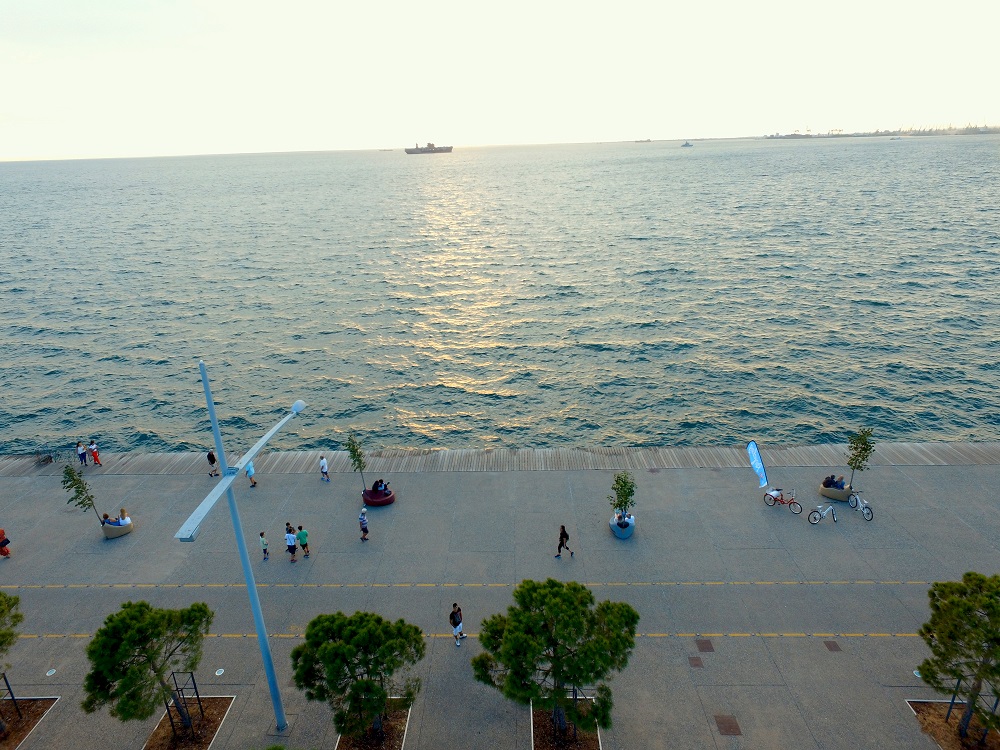 Κάτι πολύχρωμο συμβαίνει στην πόλη της Θεσσαλονίκης (Photos) - Media