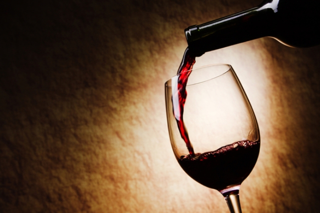 Επικίνδυνο ακόμη και ένα ποτήρι κρασί την ημέρα σύμφωνα με νέα έρευνα - 20% μεγαλύτερη η πιθανότητα πρόωρου θανάτου - Media