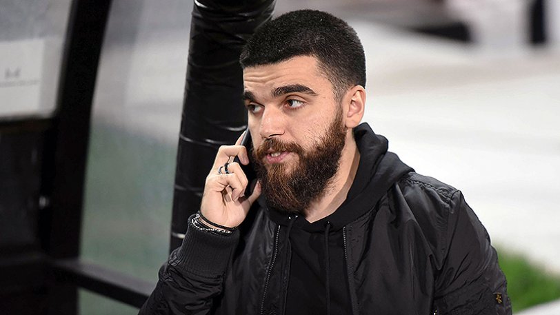 Τροχαίο ατύχημα είχε ο Γιώργος Σαββίδης - Media