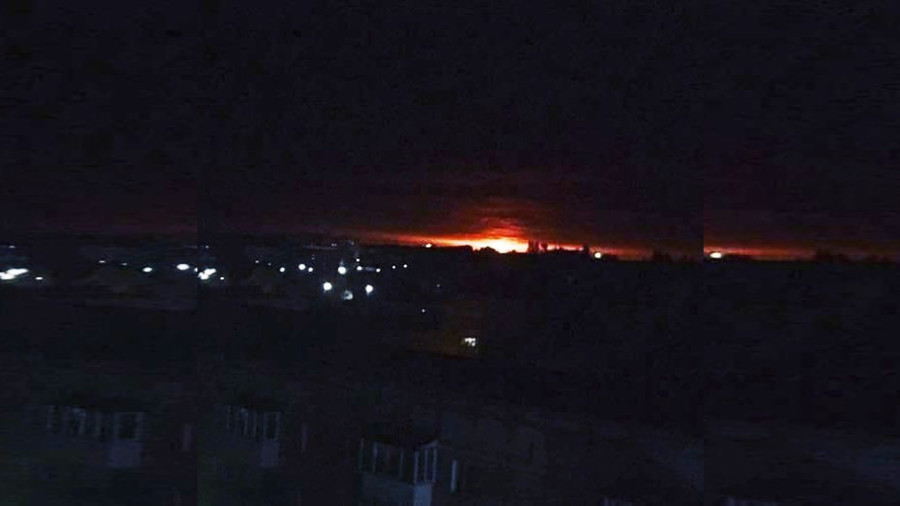 Μεγάλη έκρηξη σε πυριτιδαποθήκη  στην Ουκρανία: Απομακρύνονται 10.000 κάτοικοι - Έκλεισε ο εναέριος χώρος (Video) - Media