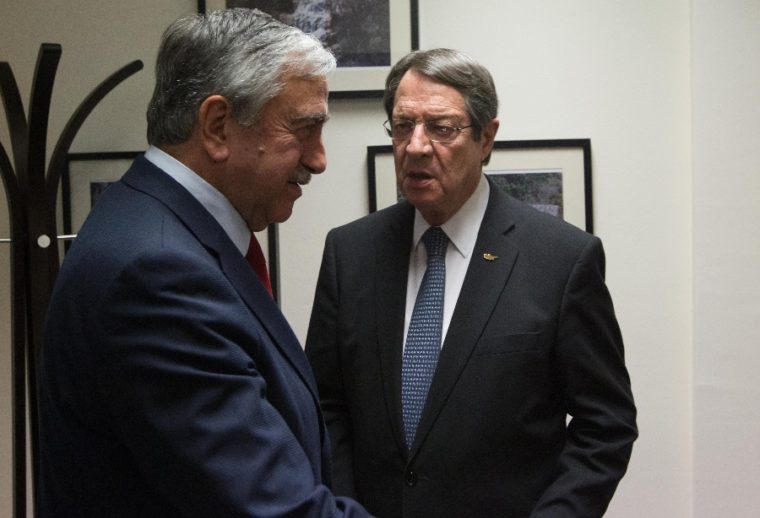 Κυπριακό: Συνάντηση Αναστασιάδη - Ακιντζί με στόχο την επανέναρξη των διαπραγματεύσεων - Media