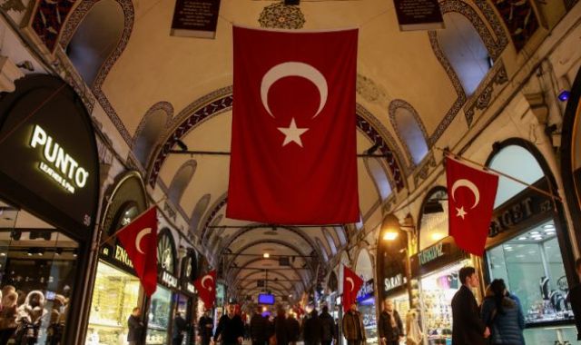DW: Φόβοι για ντόμινο πτωχεύσεων στην Τουρκία - Media