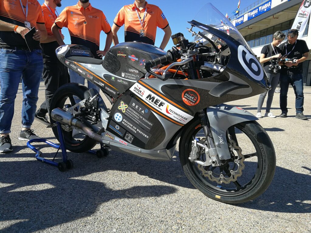 Μεγάλη διάκριση για τη «Χίμαιρα» - «Σάρωσε» σε διεθνή διαγωνισμό το ελληνικό Moto GP-3 - Media