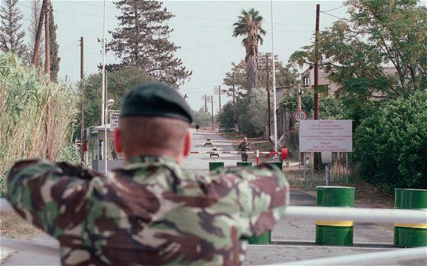 Αμερικανικά ελικόπτερα στάθμευαν επί 4 χρόνια στην Κύπρο - «Ουδέν σχόλιον» για τα περί βάσης των ΗΠΑ - Media