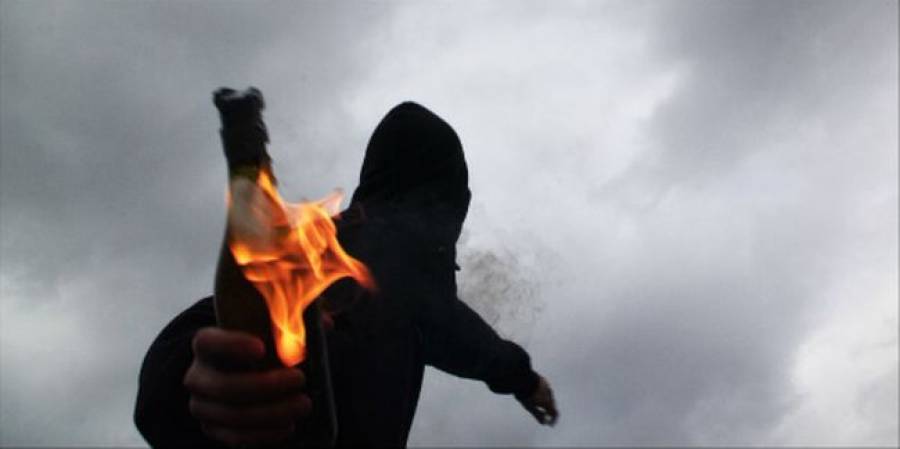 Οκτώ χρόνια κάθειρξη σε οπαδό του ΠΑΟΚ για κατασκευή και κατοχή μολότοφ - Media