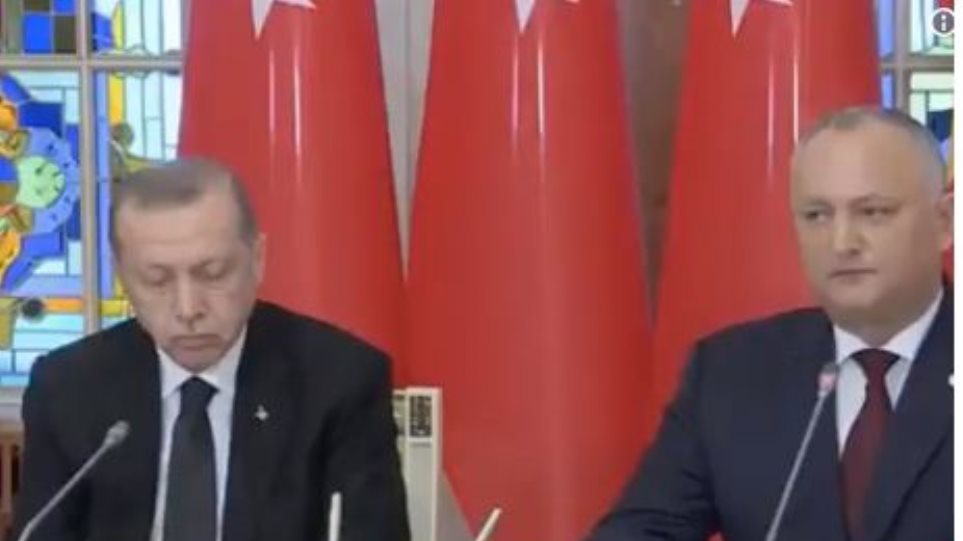 Ερντογάν: Τον πήρε ο ύπνος την ώρα της συνέντευξης τύπου (Video)  - Media